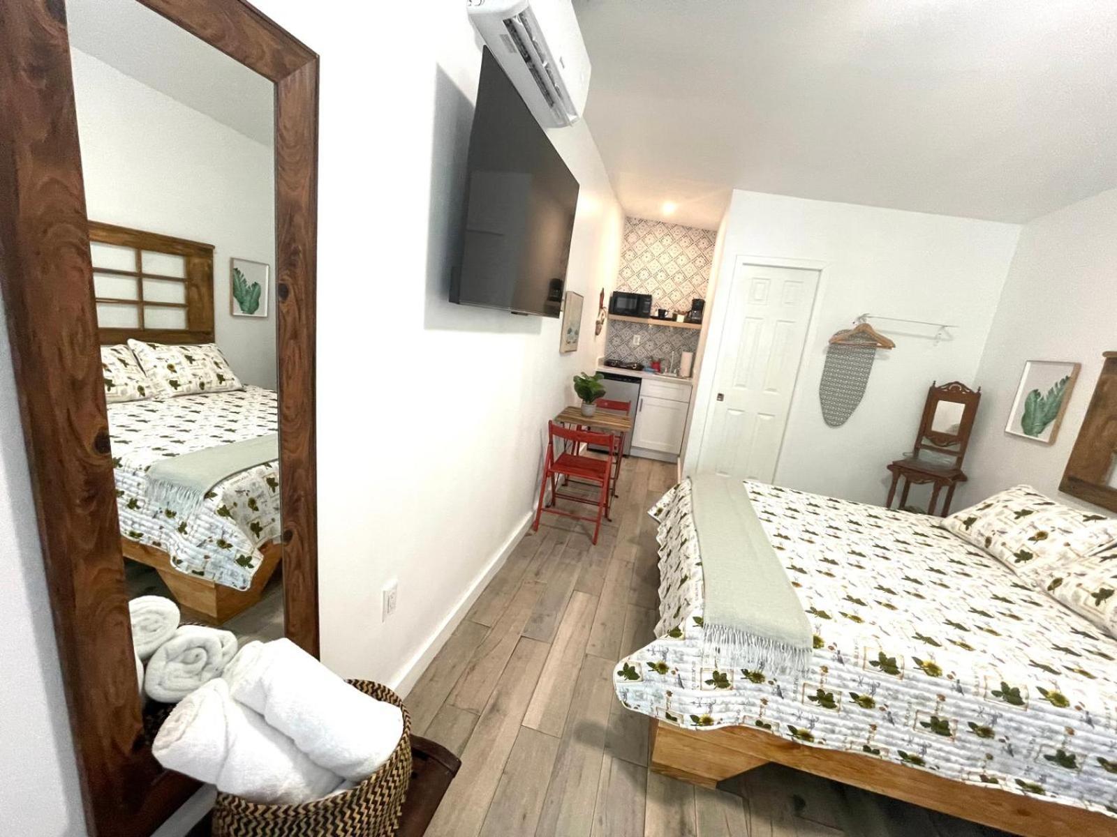 Studio Close To Everything Miami Extérieur photo